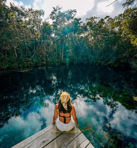 Cenotes de la carretera